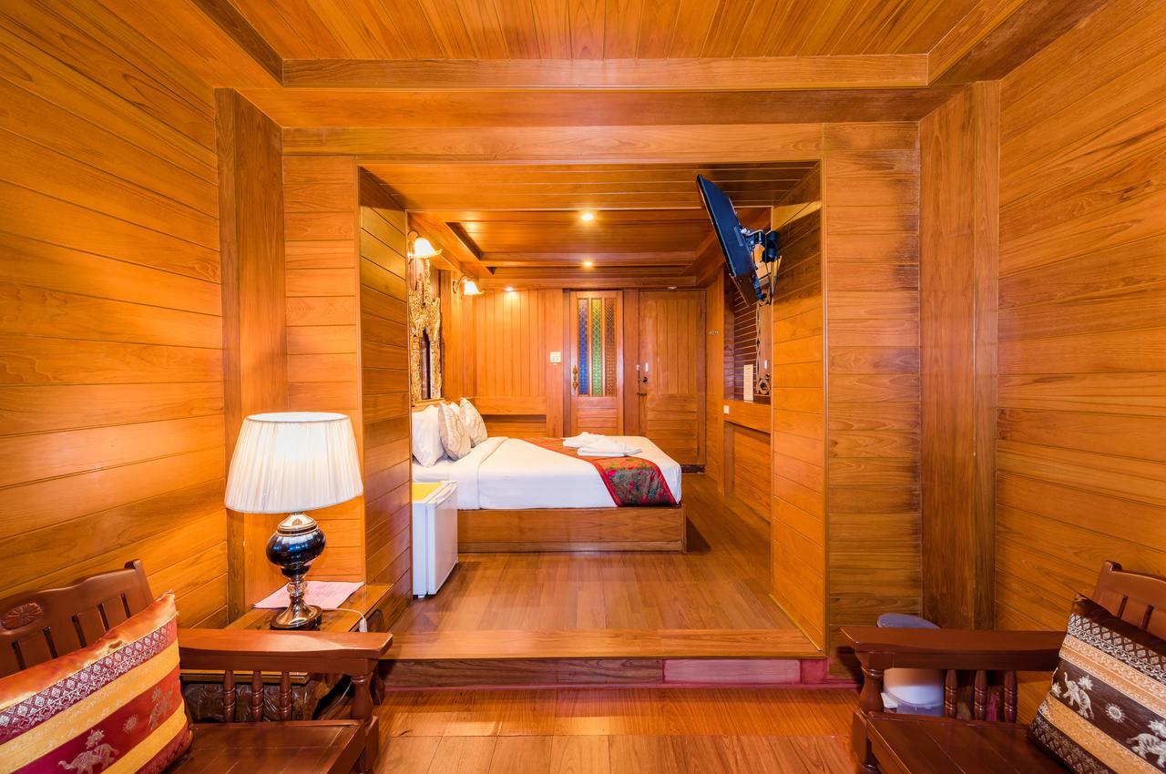 Baan Ratchapruek Villa Phuket Eksteriør bilde