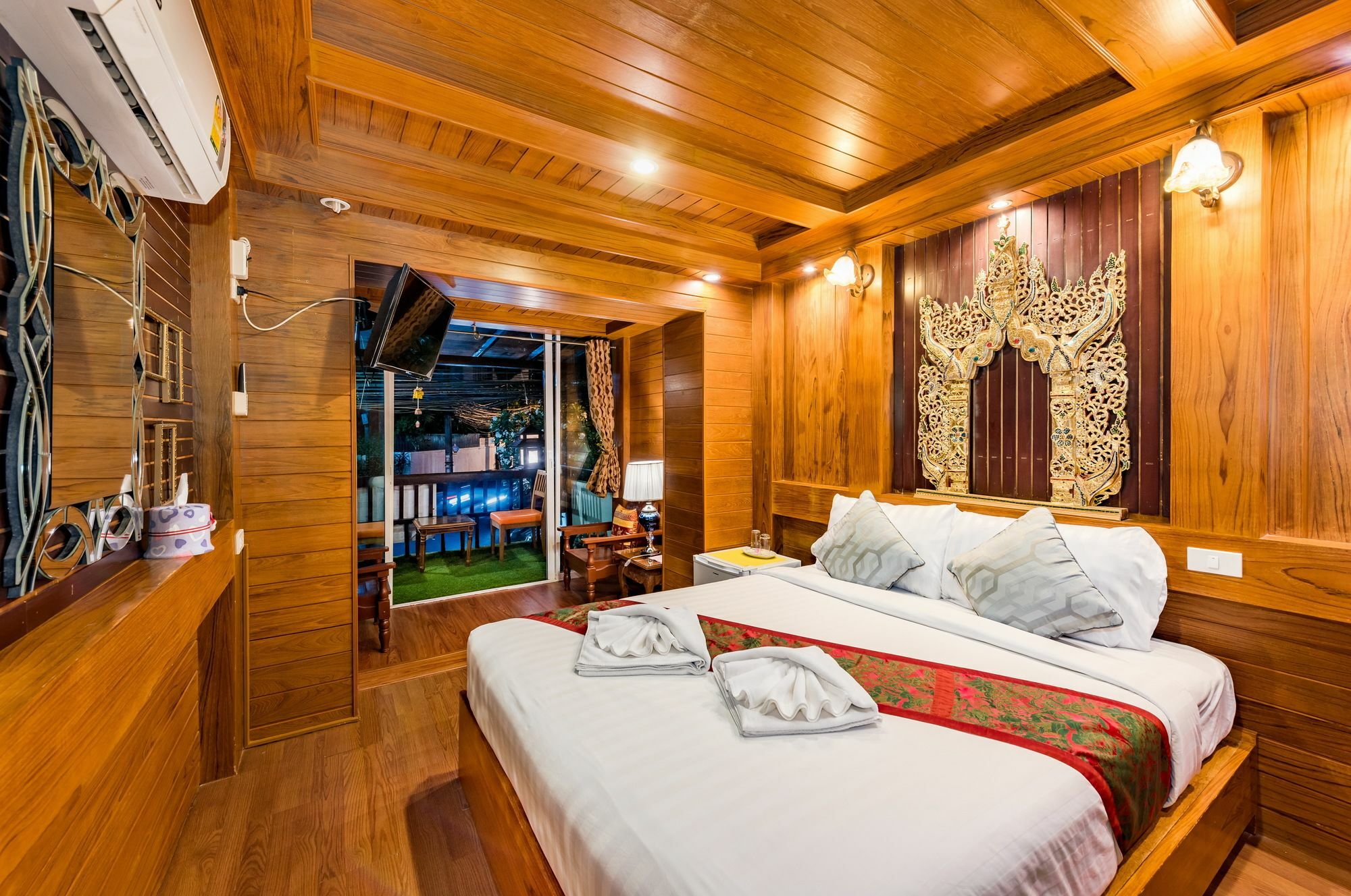 Baan Ratchapruek Villa Phuket Eksteriør bilde