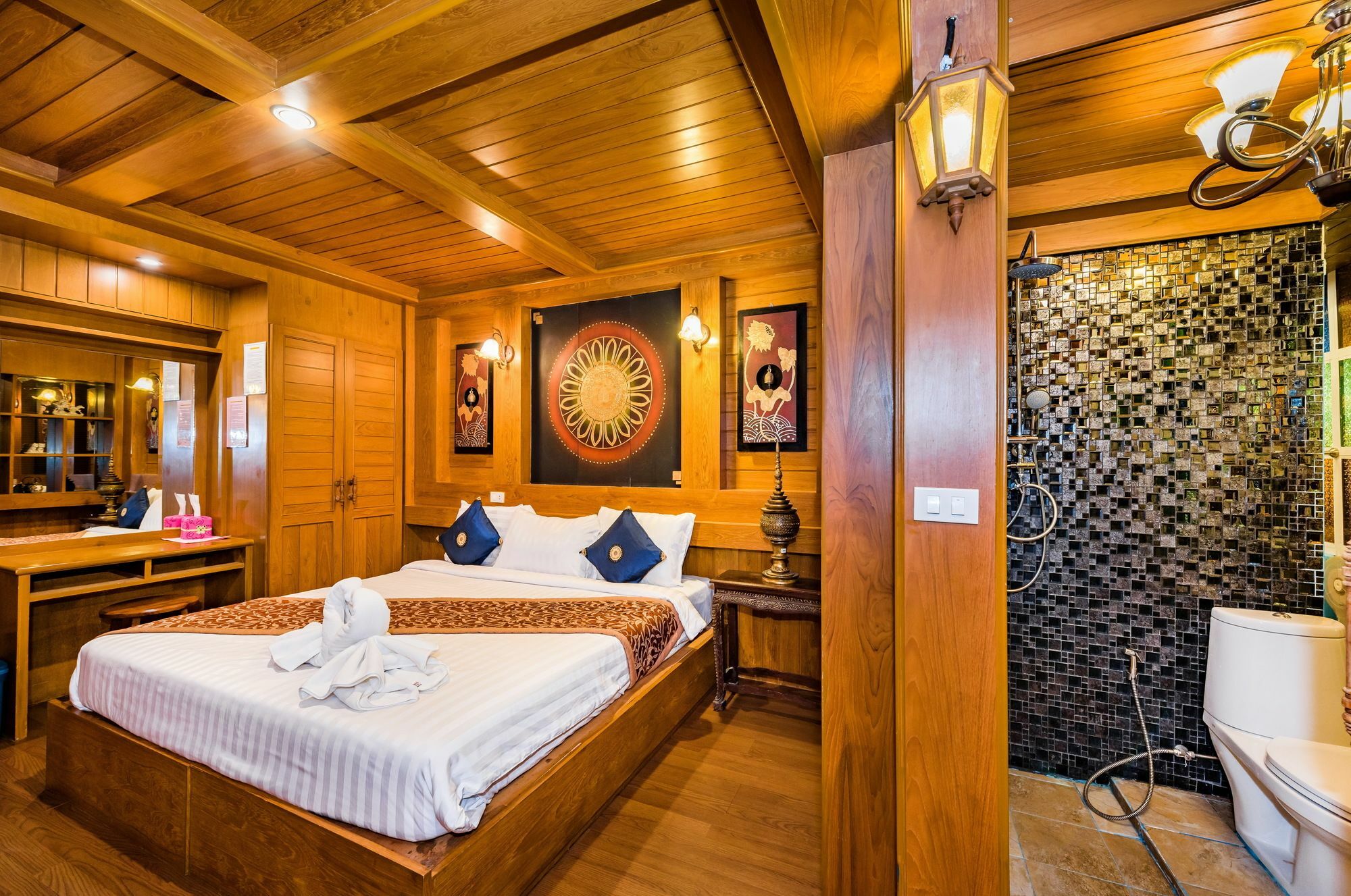 Baan Ratchapruek Villa Phuket Eksteriør bilde